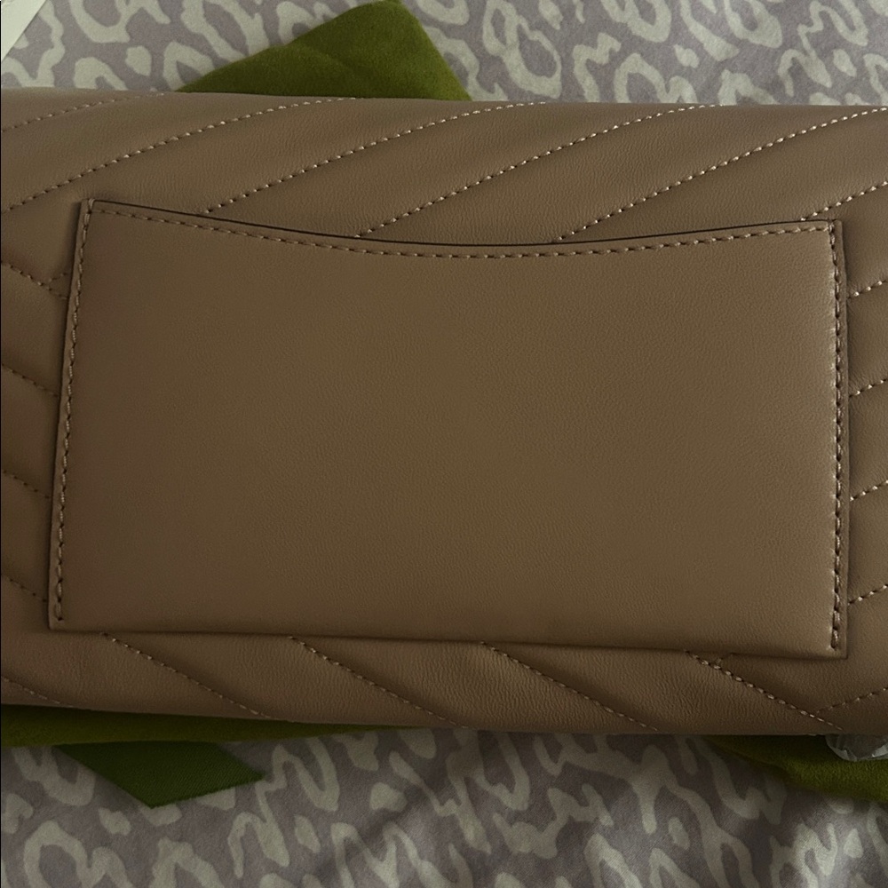 Tory Burch Kira Chevron Clutch - Picture 5 of 5